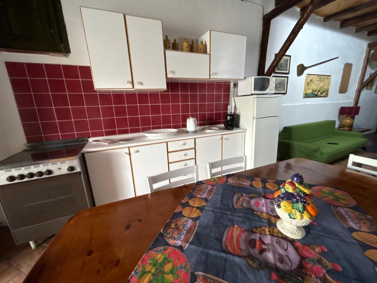La Casa Del Borgo Cavallaro Gaggi Buitenkant foto